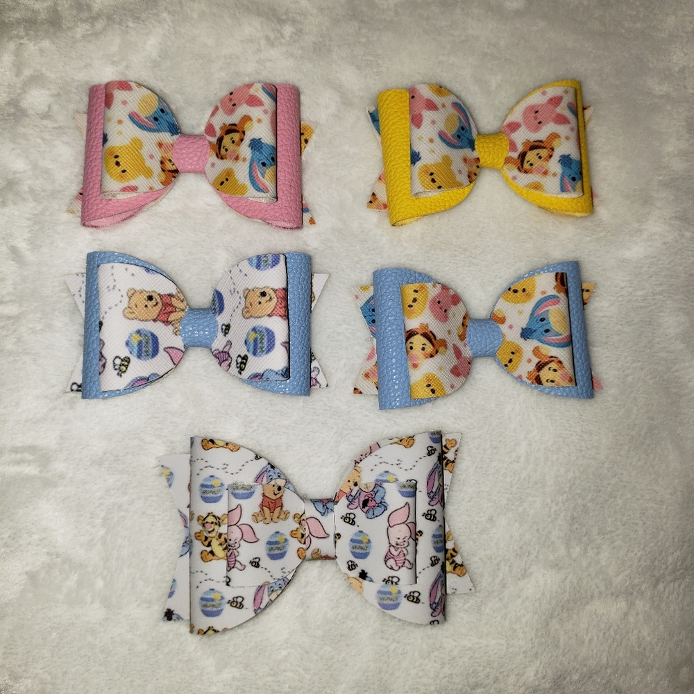 Pooh bear bow bundle
